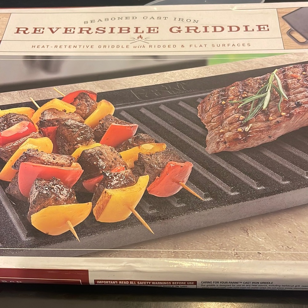 NEW Reversible Seasoned Cast Iron Griddle Ready to Elevate your Grilling